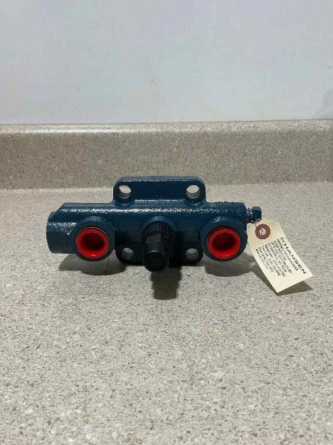 Picture of ADAPTER ASSY, 3 PORT  1 1/4", **REPLACES 75-0162**